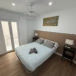 شقة Premium Beachfront Terrace By Turivida فوينخيرولا
