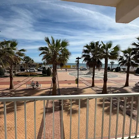 شقة Premium Beachfront Terrace By Turivida
