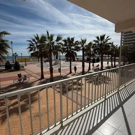 Premium Beachfront Terrace By Turivida Daire *