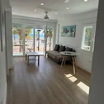 Premium Beachfront Terrace By Turivida דירה פואנגירולה